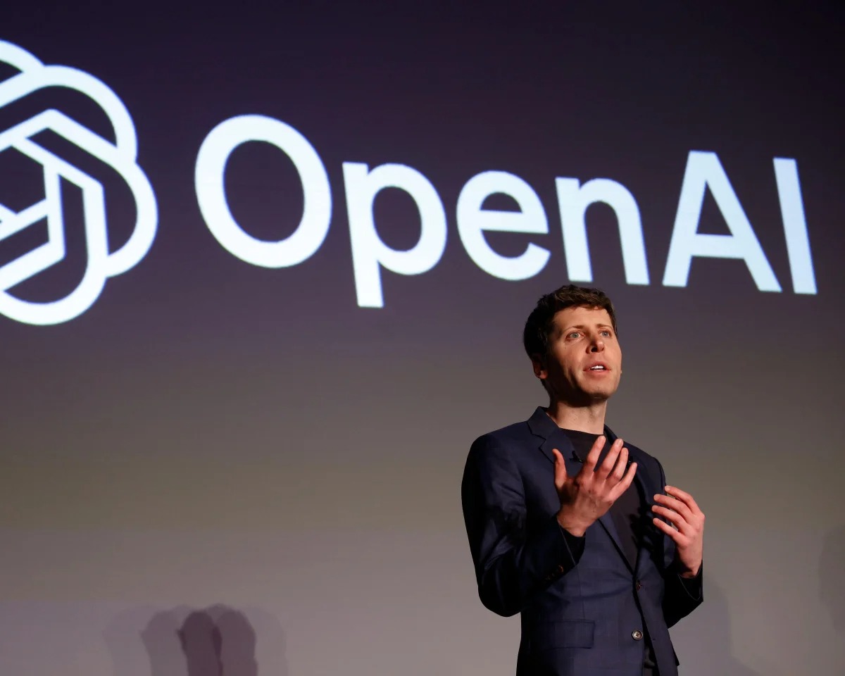 CEO của OpenAI, Sam Altman tuyên bố công ty sẽ tiếp tục huấn luyện các mô hình mới nhất khi có thêm các biện pháp bảo vệ bổ sung”. (Ảnh: Alamy.com)